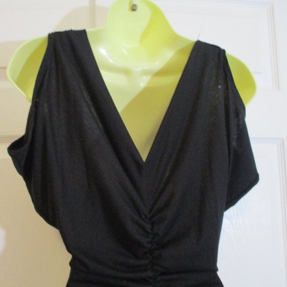 Bodycon Mini Dress Jeweled Shoulder Detail - Picture 6 of 8